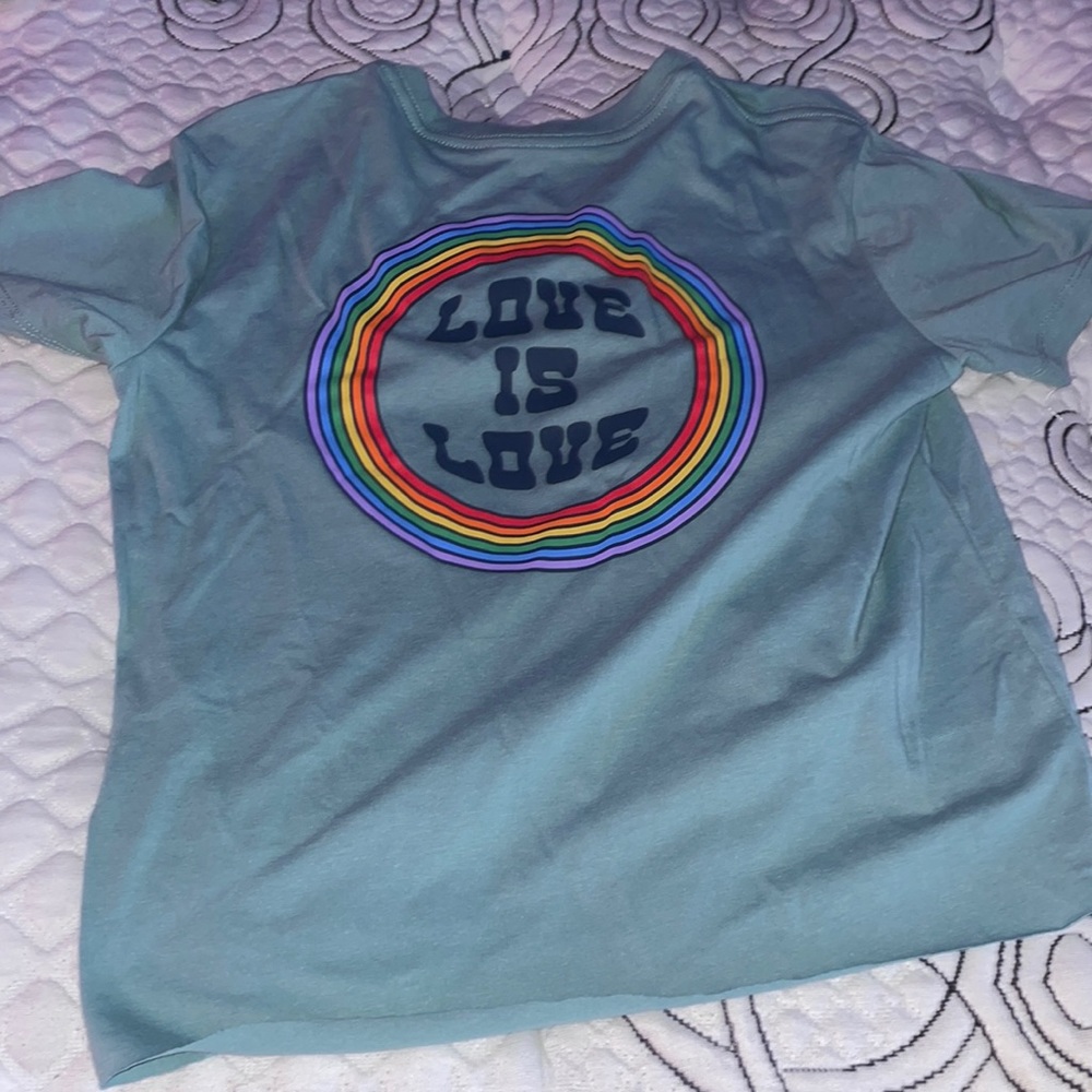 pride shirt size L in kids